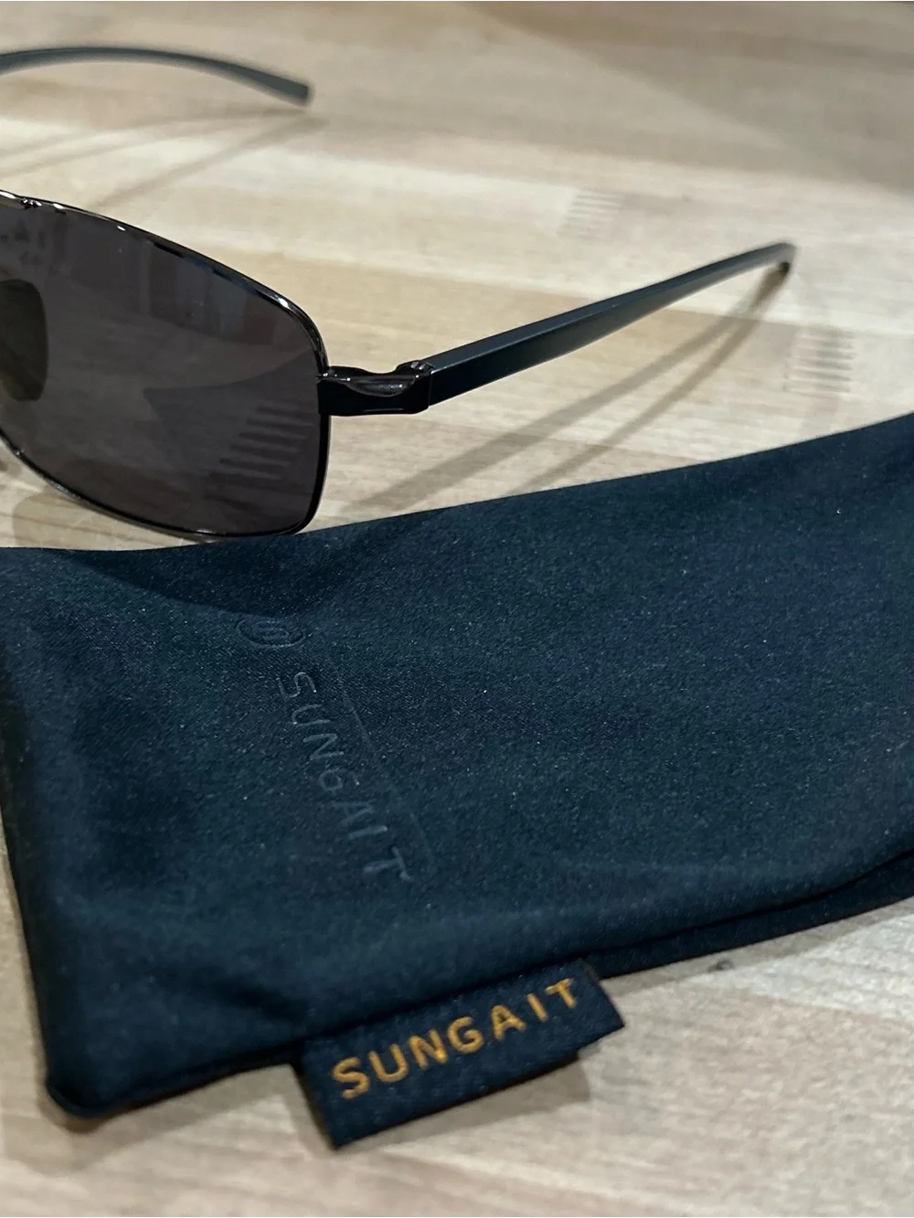 Men's Aviator Sunglasses in Brown Gradient Lens